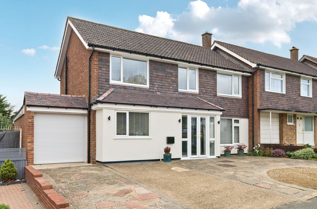 Property photo 1 of 17 1371282-1-68Ff5Ef...