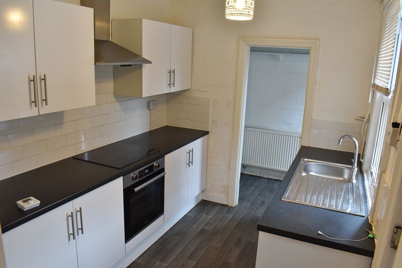 Property photo 3 of 9 Photo 12