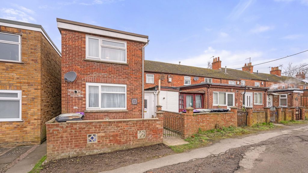 Property photo 1 of 16
