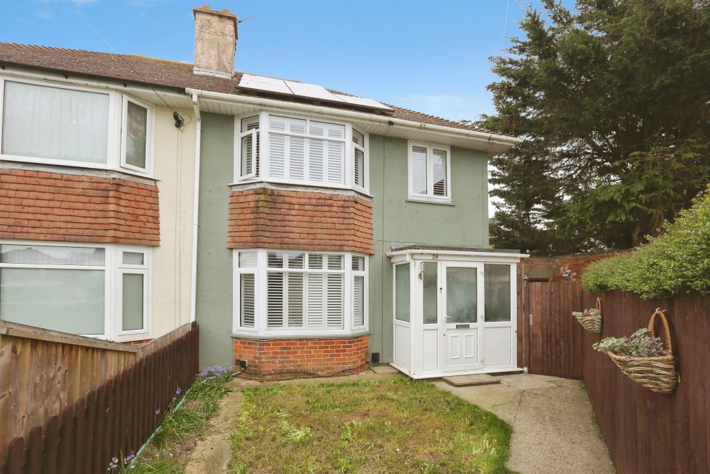 Property photo 1 of 18