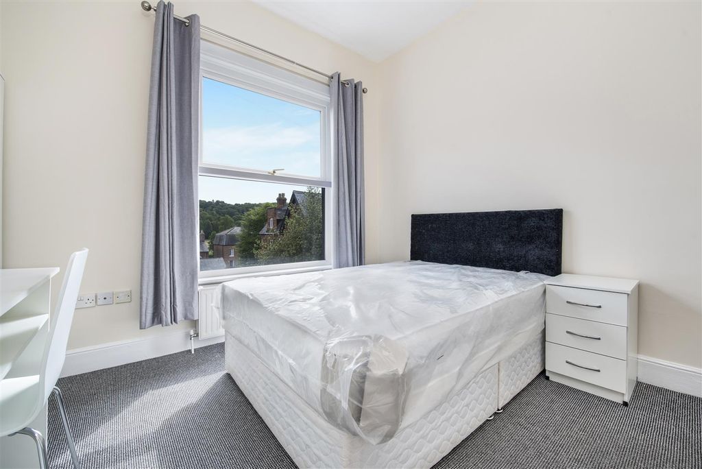 Additional image 10 of 9 bed semi-detached house for saleWalk Of Station, High Wycombe HP13