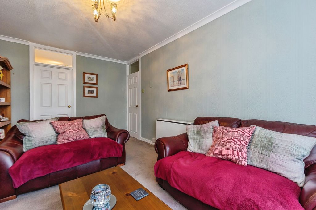 Property photo 3 of 15 Pbox-Img.Jpg