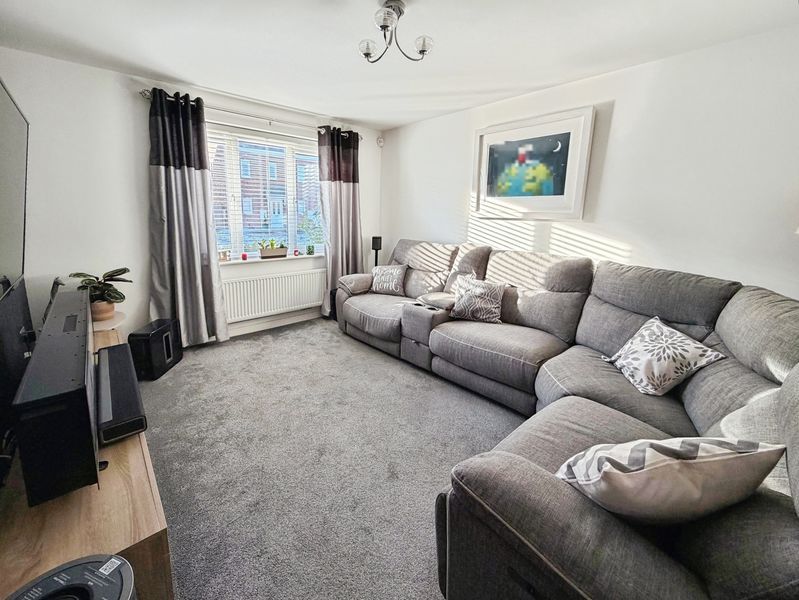 Property photo 3 of 21 Photo 14