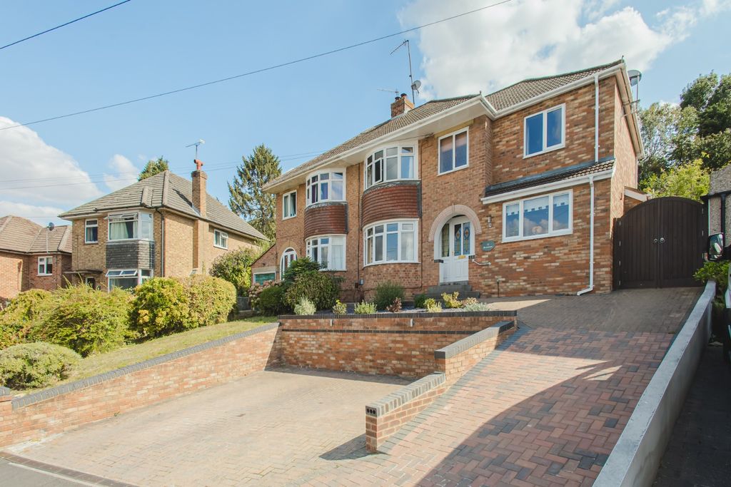 Property photo 1 of 28 5383391