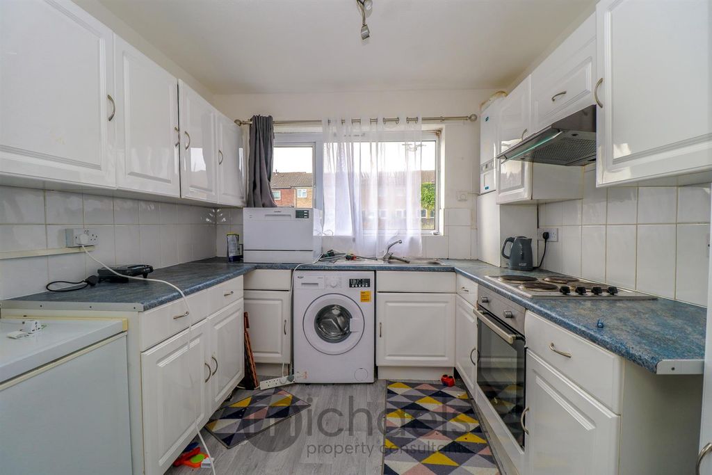 Property photo 2 of 7 Img_9382.Jpg