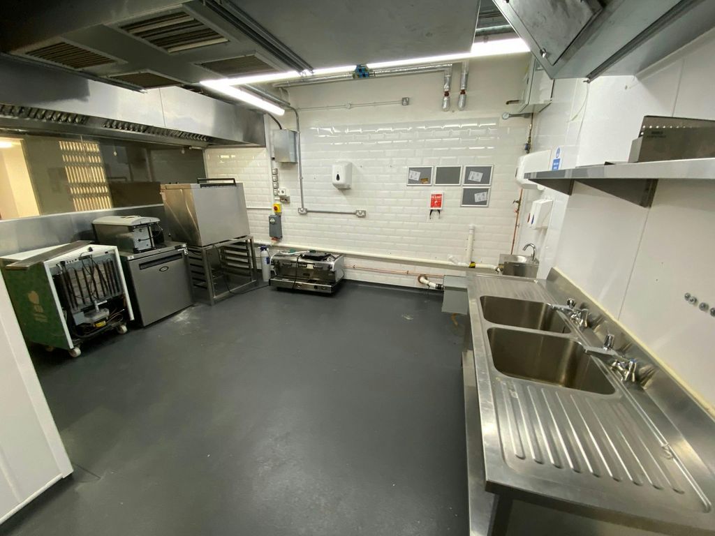 Property photo 3 of 6 11.Jpg