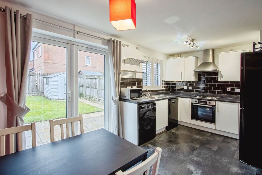 Property photo 3 of 14