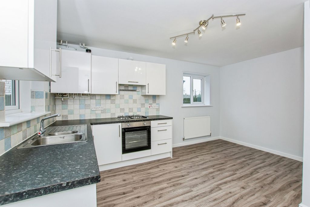 Property photo 2 of 14 Pbox-Img.Jpg