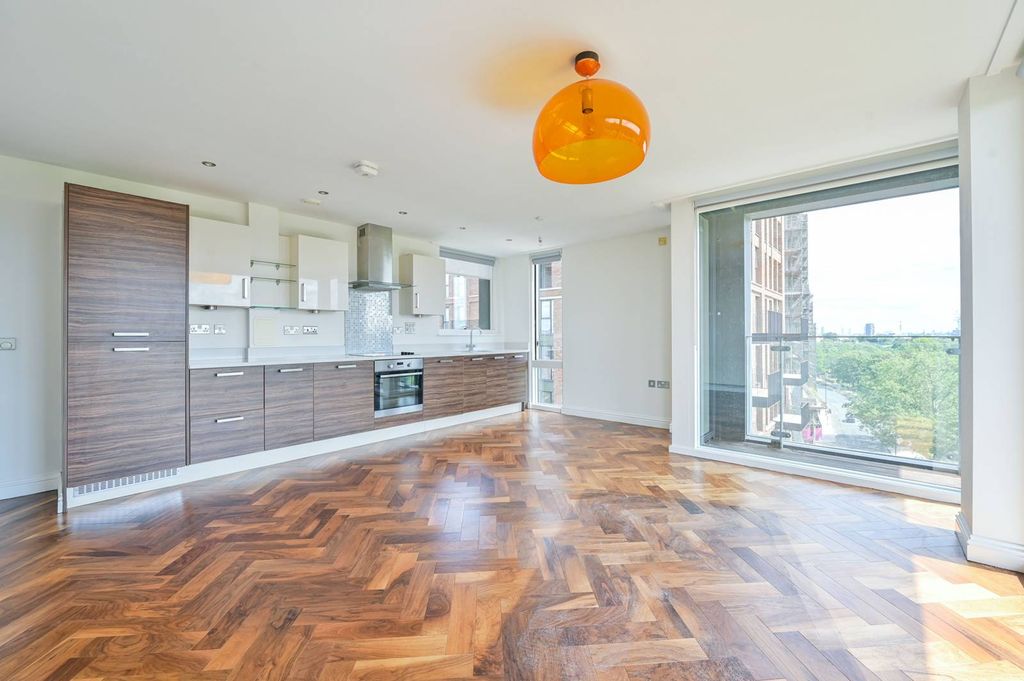 Property photo 1 of 19