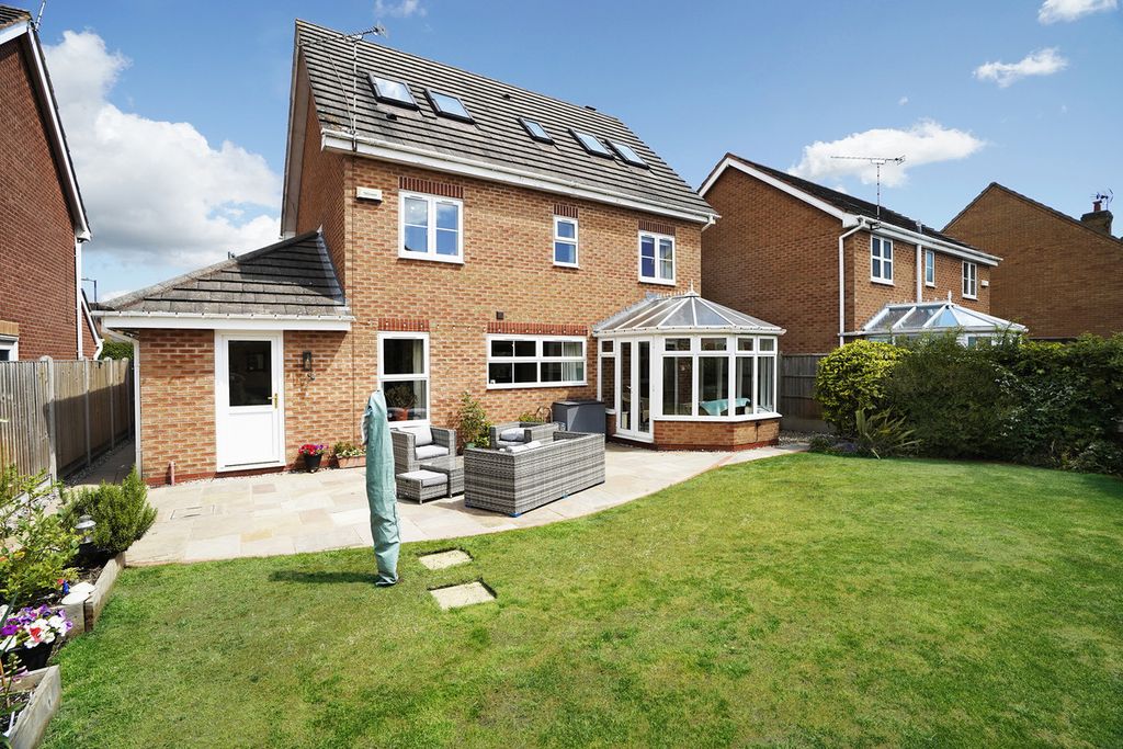 Property photo 1 of 23
