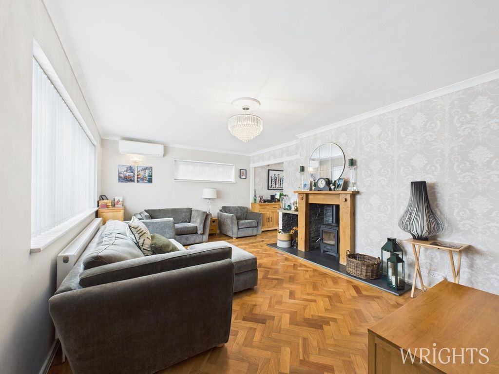 Property photo 2 of 24 Living Room