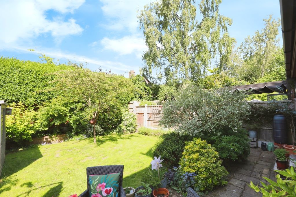 Property photo 2 of 16