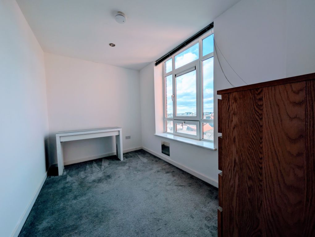 Property photo 3 of 8