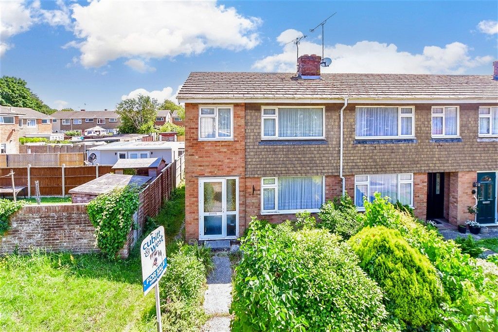 Property photo 1 of 10 External Web 1