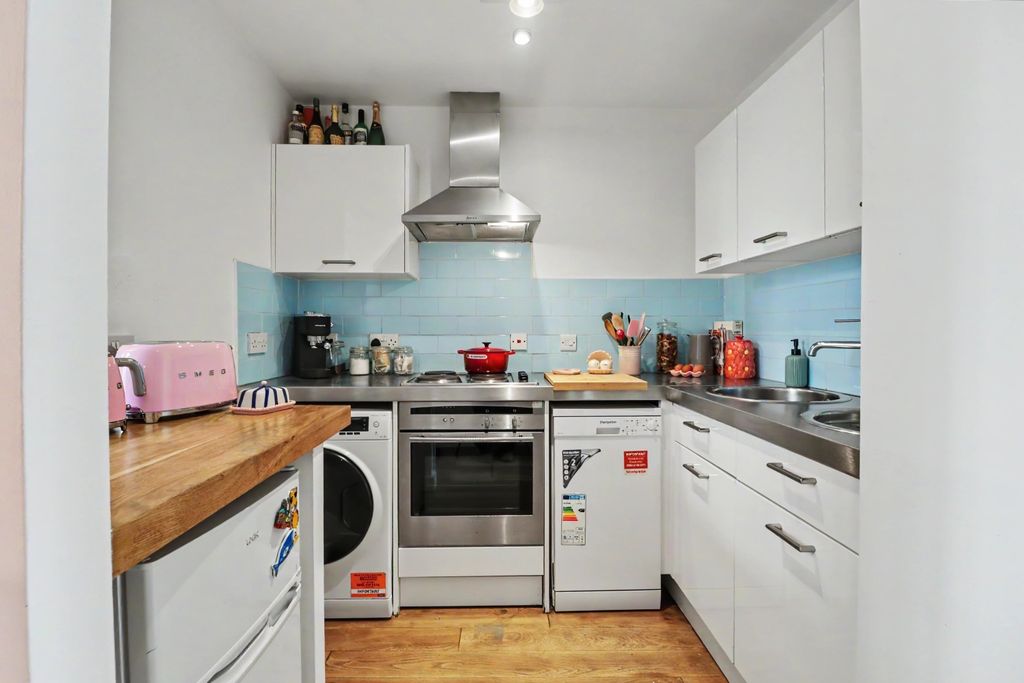 Property photo 3 of 12 Img_6731