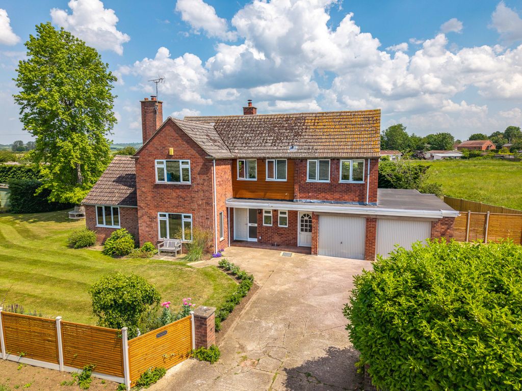 Property photo 1 of 33