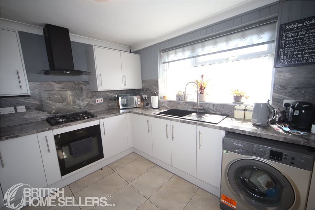 Property photo 3 of 23 Picture No. 20