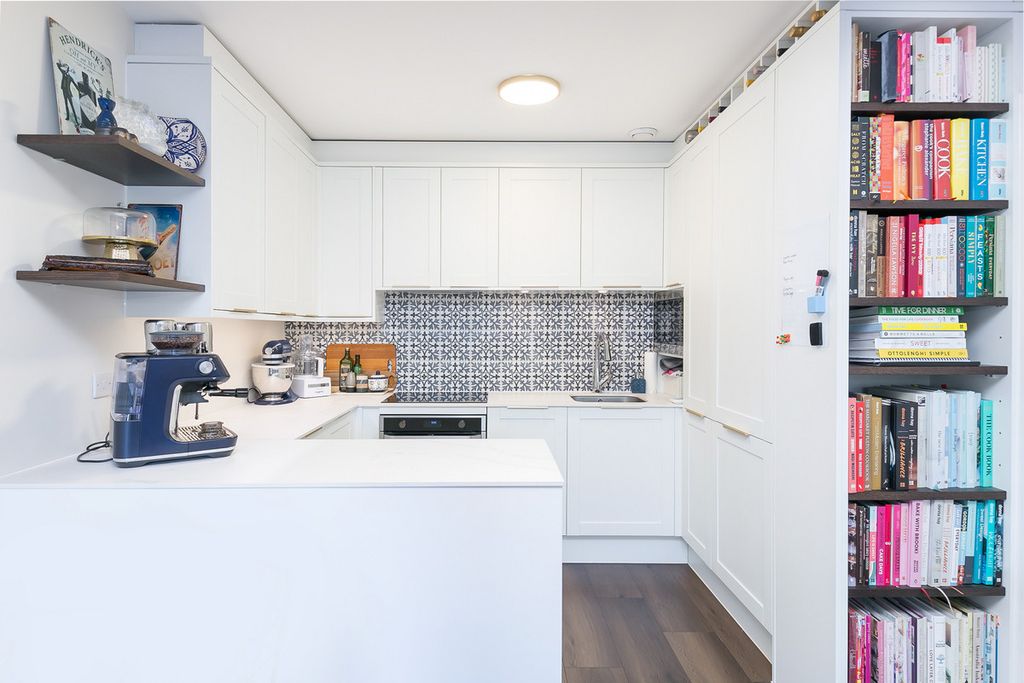 Property photo 3 of 15