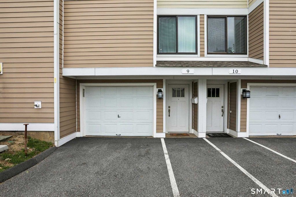 Property photo 1 of 27