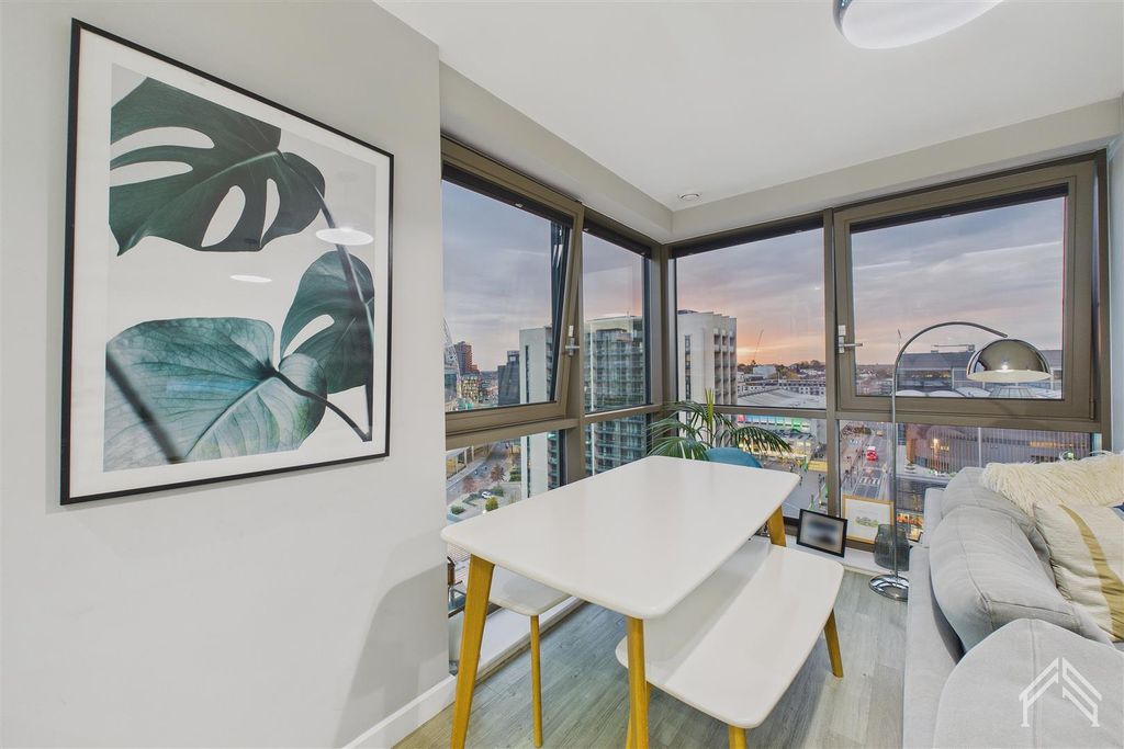 Property photo 2 of 15 Cam02700G0-Pr0418-Still006.Jpg