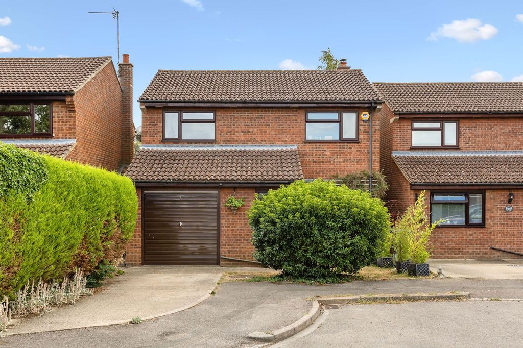 Property photo 1 of 16