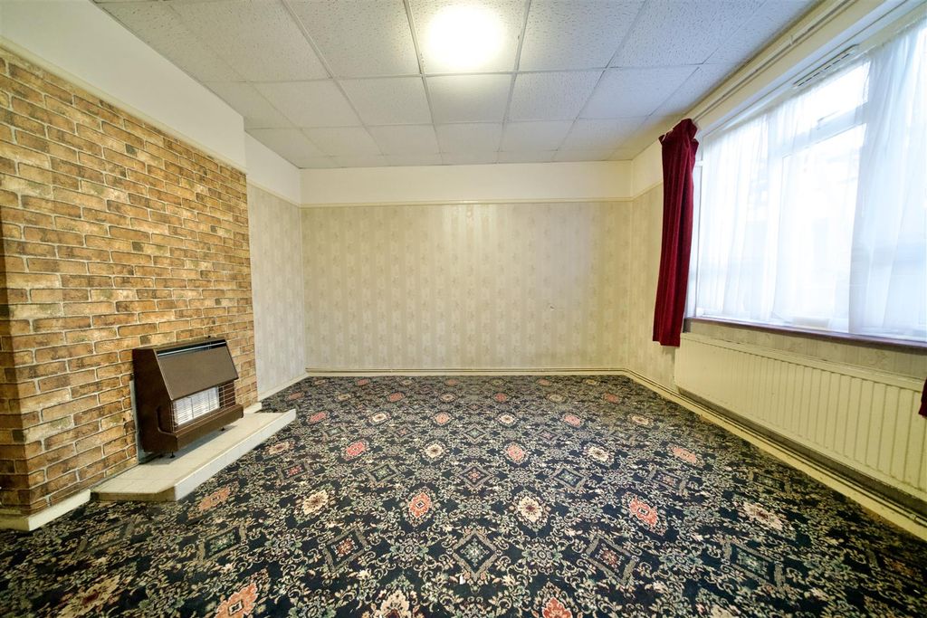 Property photo 3 of 11 Dsc09871.Jpeg