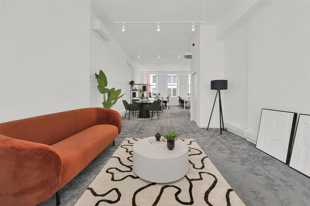 Property photo 3 of 27 Picture No. 41