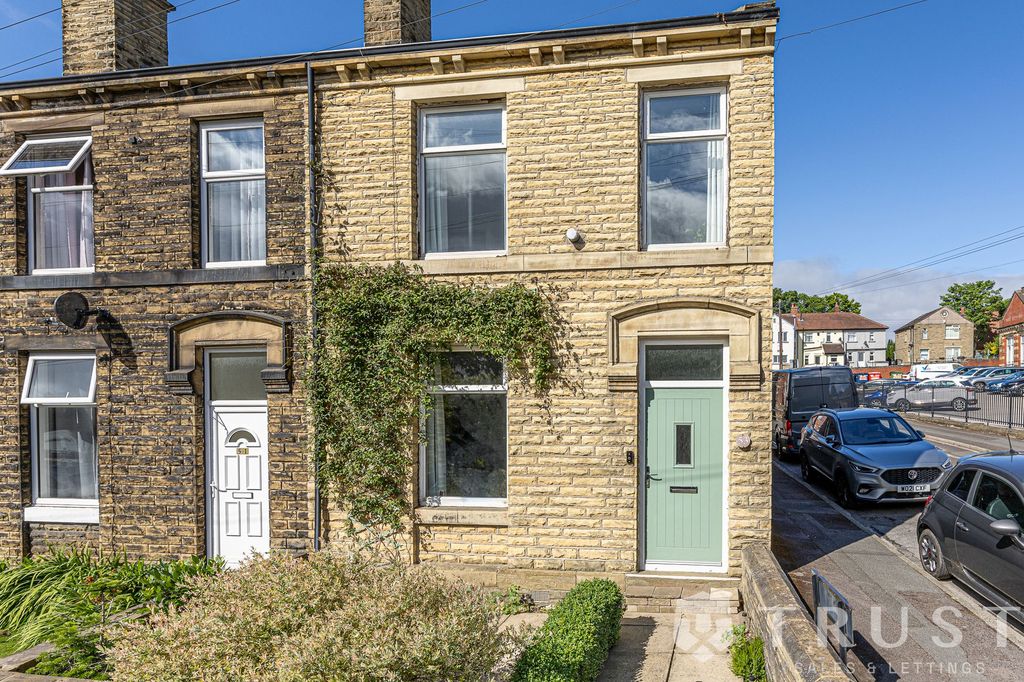 Property photo 1 of 36