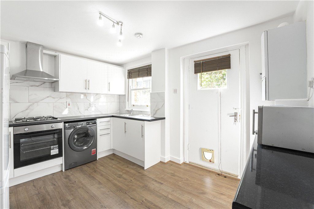 Property photo 2 of 12 Kitchen