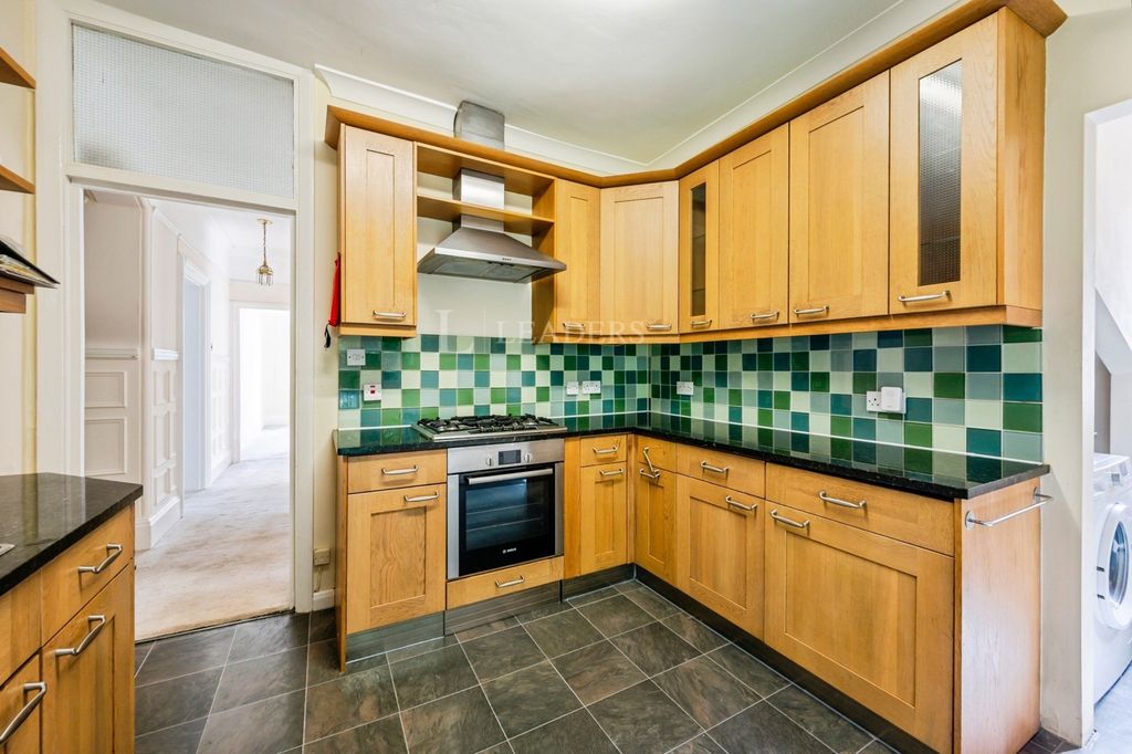 Property photo 2 of 15 Pbox-Img.Jpg