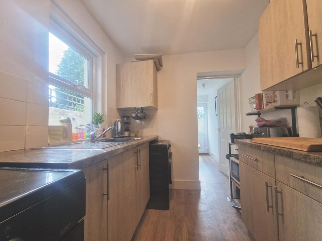 Property photo 3 of 11 Photo 15