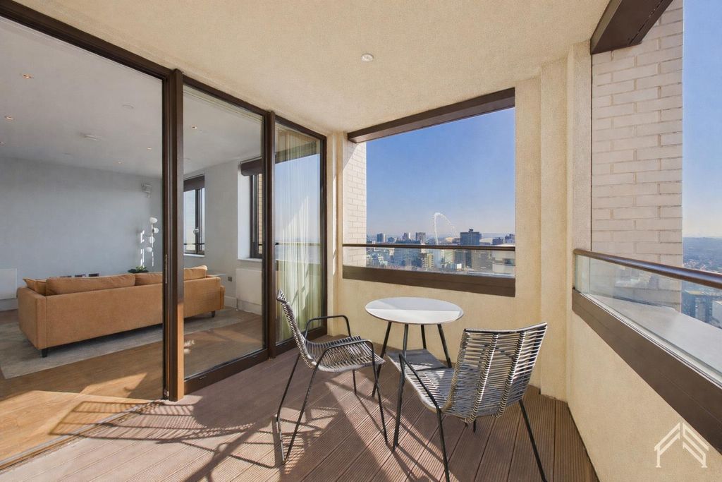 Property photo 2 of 17 2.Png