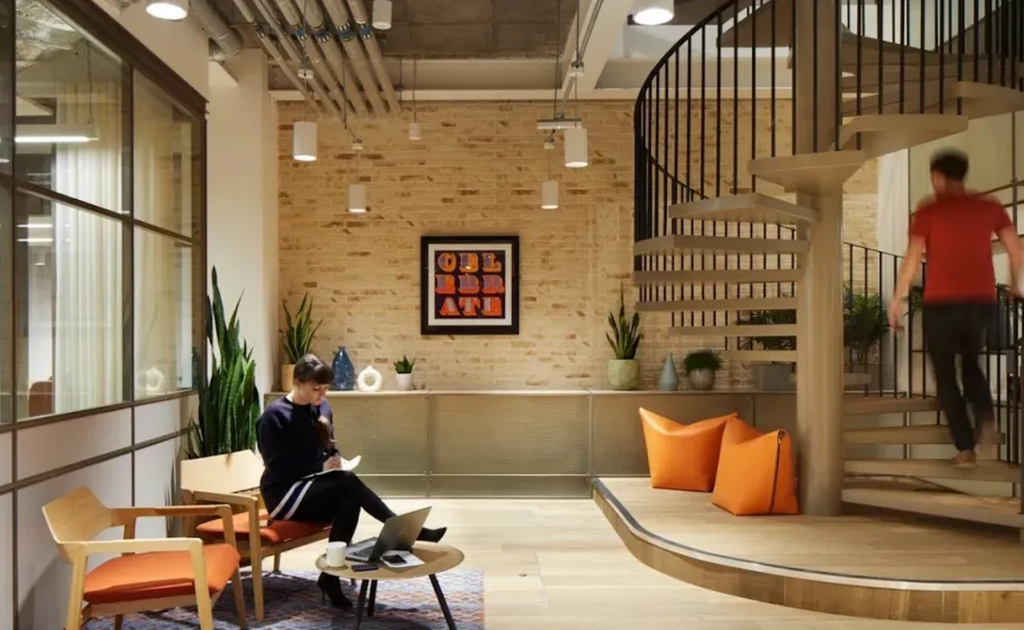 Property photo 2 of 8