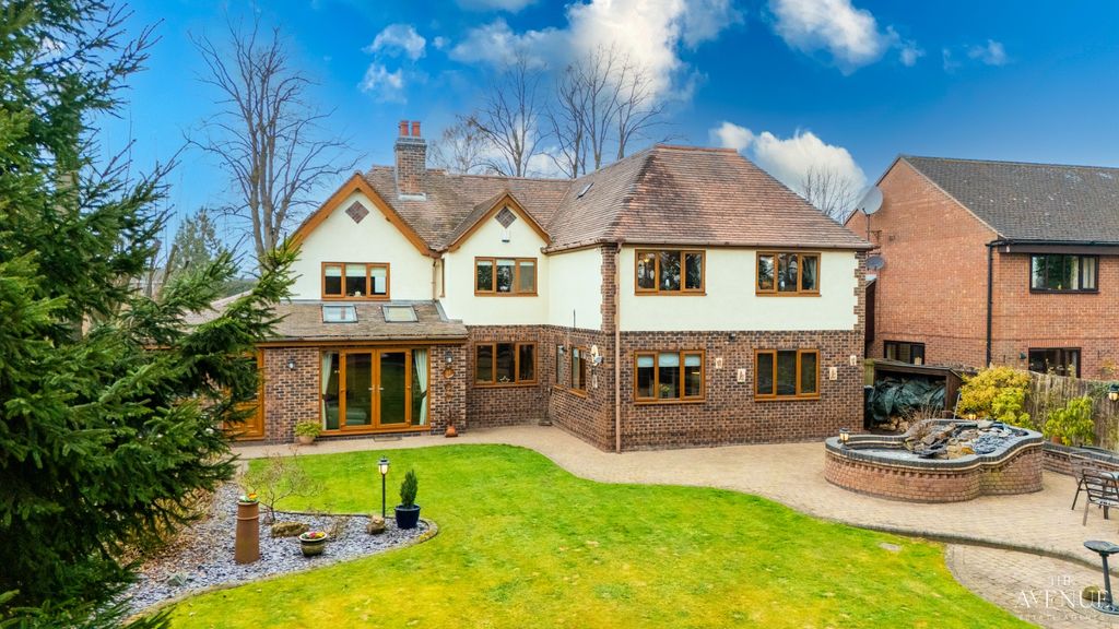 Property photo 1 of 41 2426712
