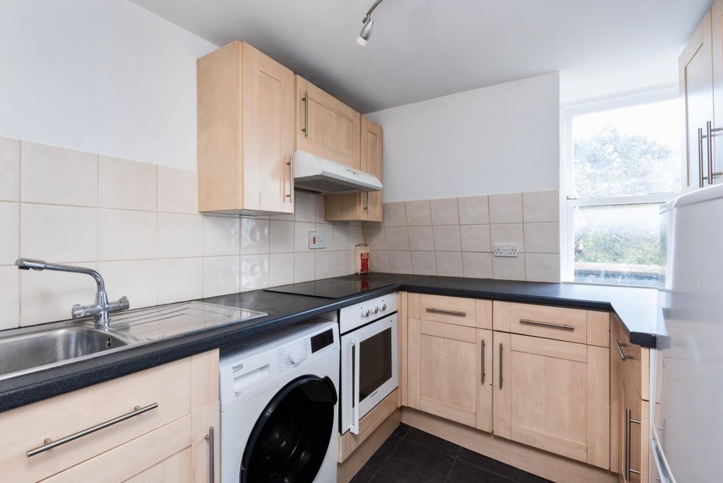 Property photo 2 of 11 Photo 2.Jpg