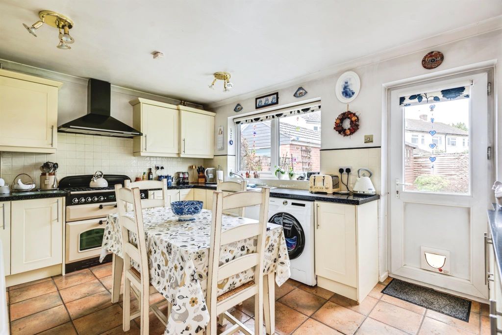 Property photo 3 of 19