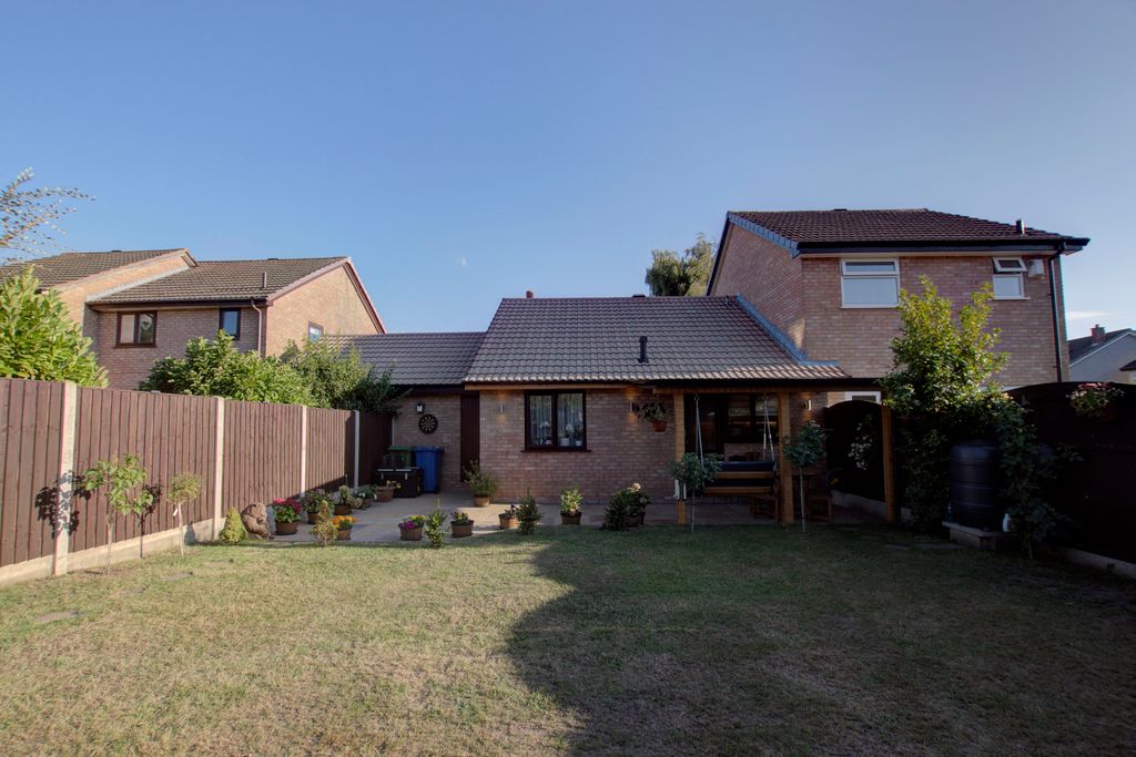 Property photo 3 of 21 3