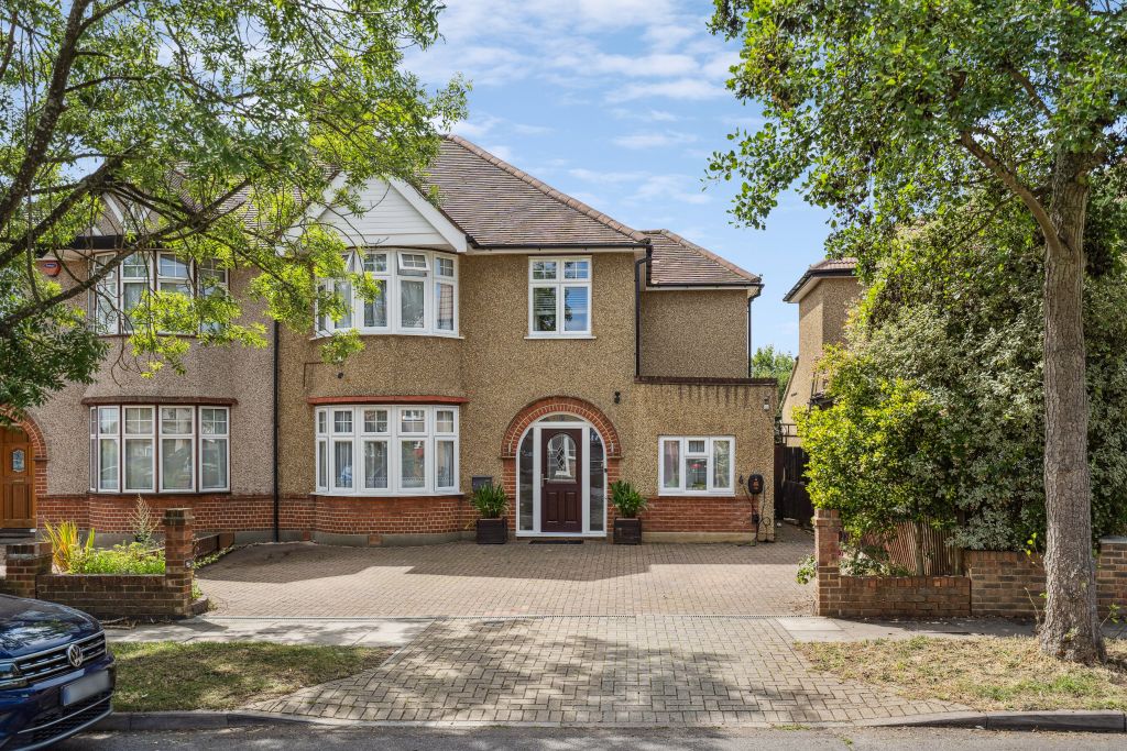Property photo 1 of 14