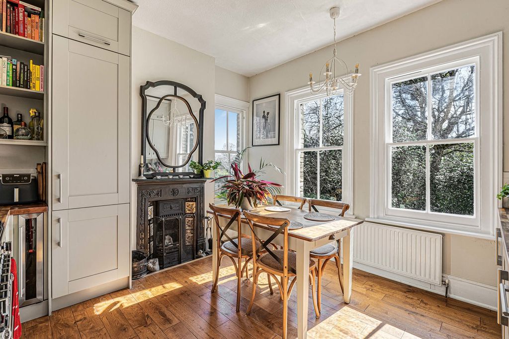 Property photo 2 of 20 24_77193.Jpg