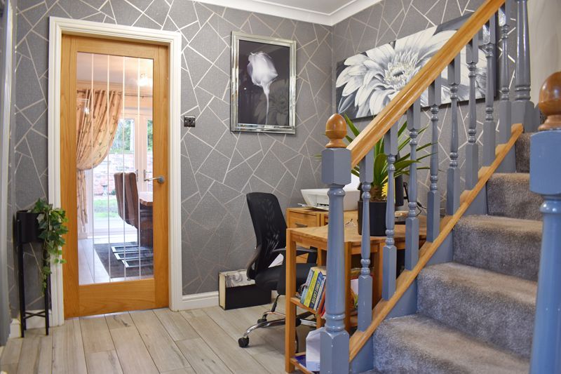 Property photo 3 of 19 Hall