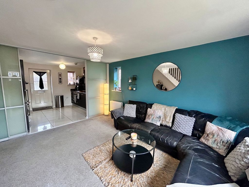 Property photo 3 of 21