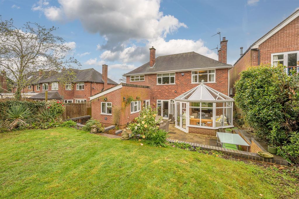 Property photo 2 of 46