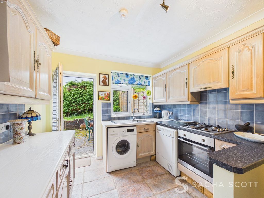 Property photo 3 of 19 Kitchen Area