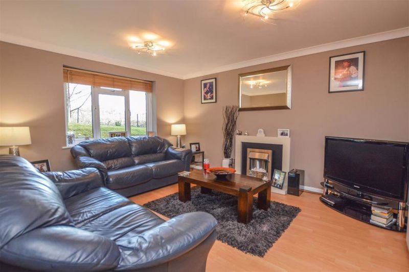 Property photo 2 of 5 Reception