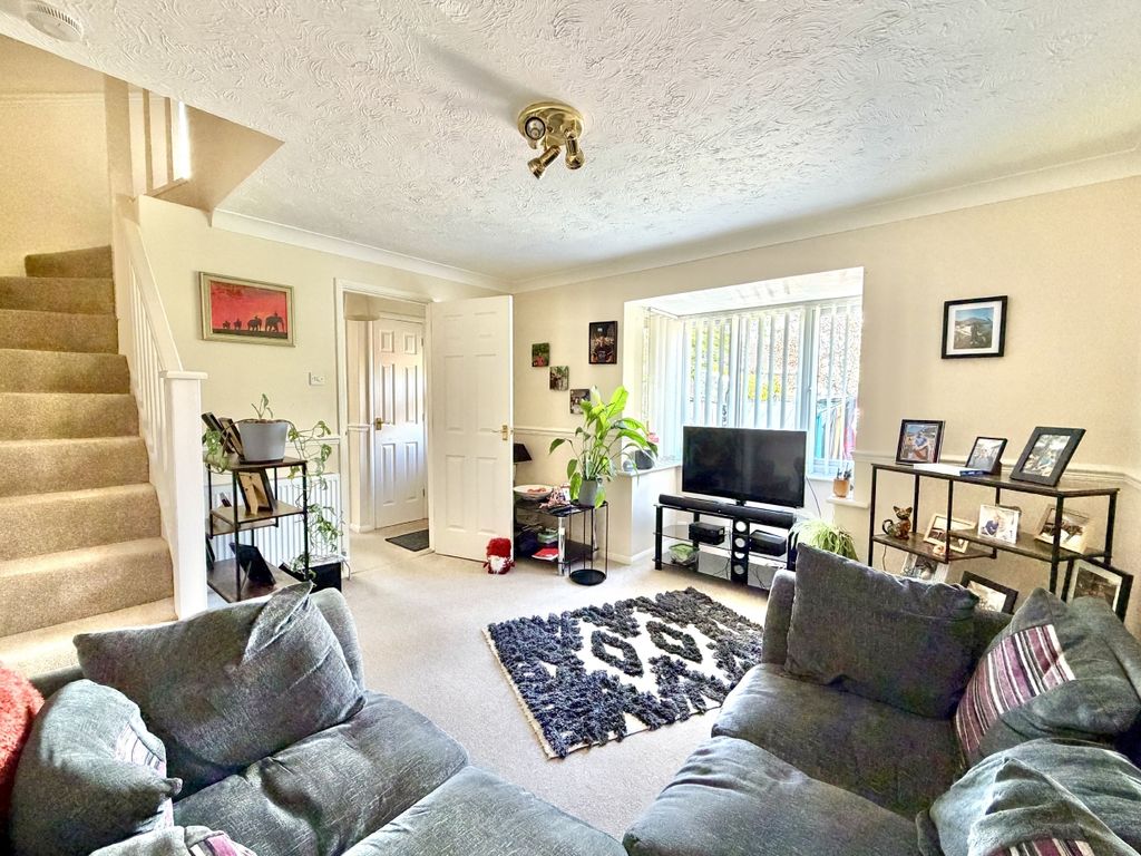 Property photo 3 of 8