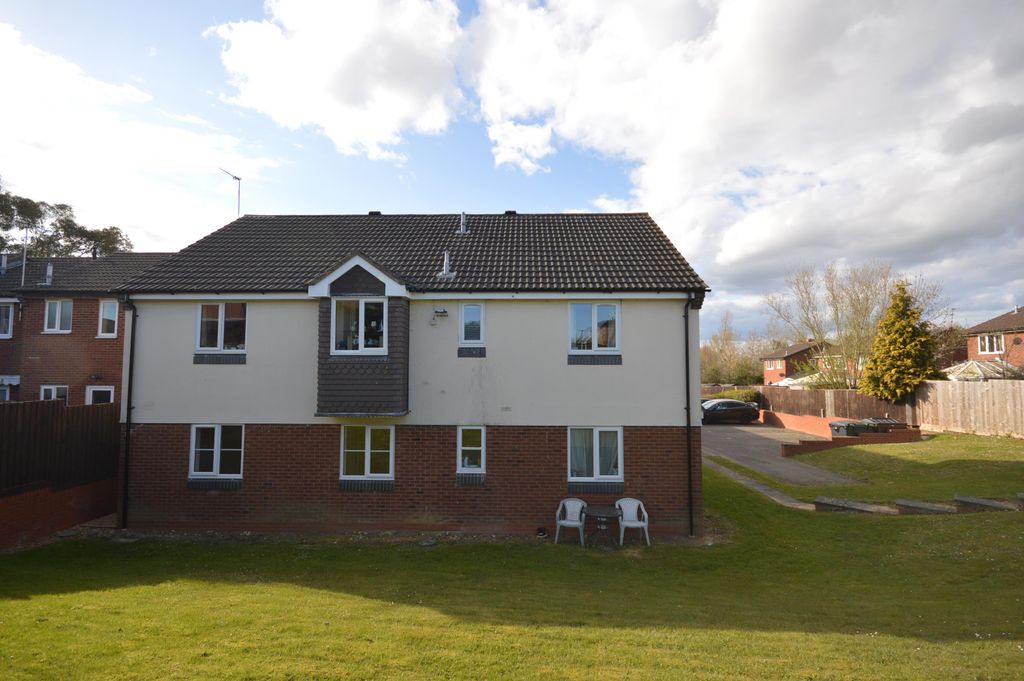 Property photo 2 of 8 Front