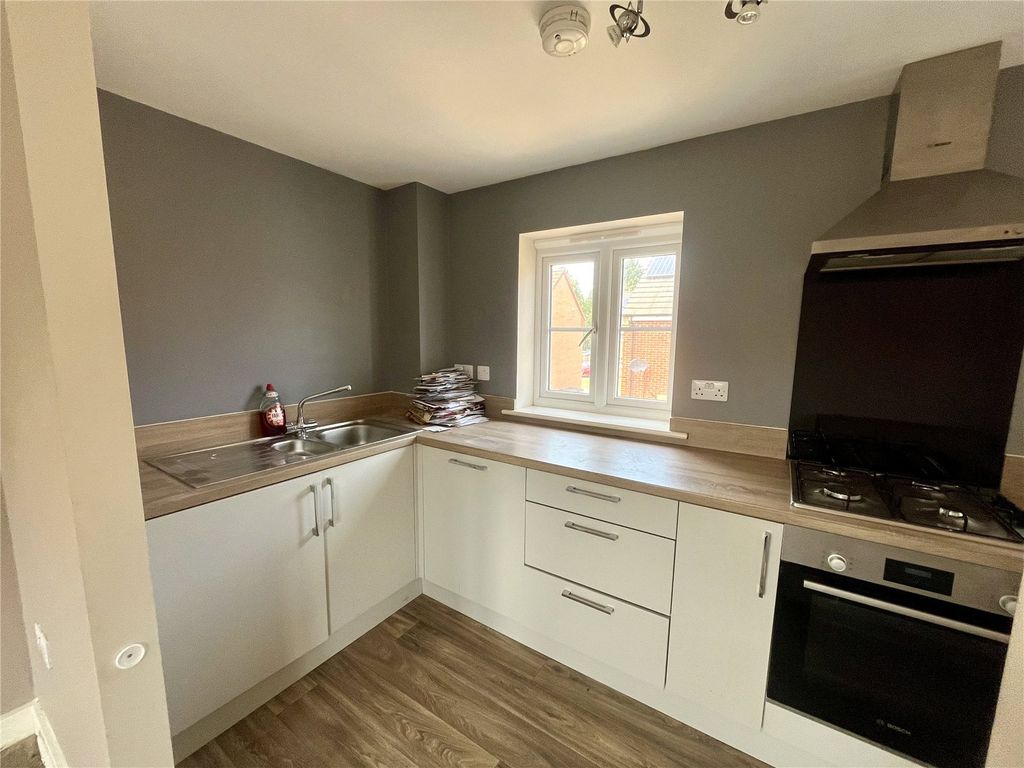 Property photo 2 of 12 Picture No. 04