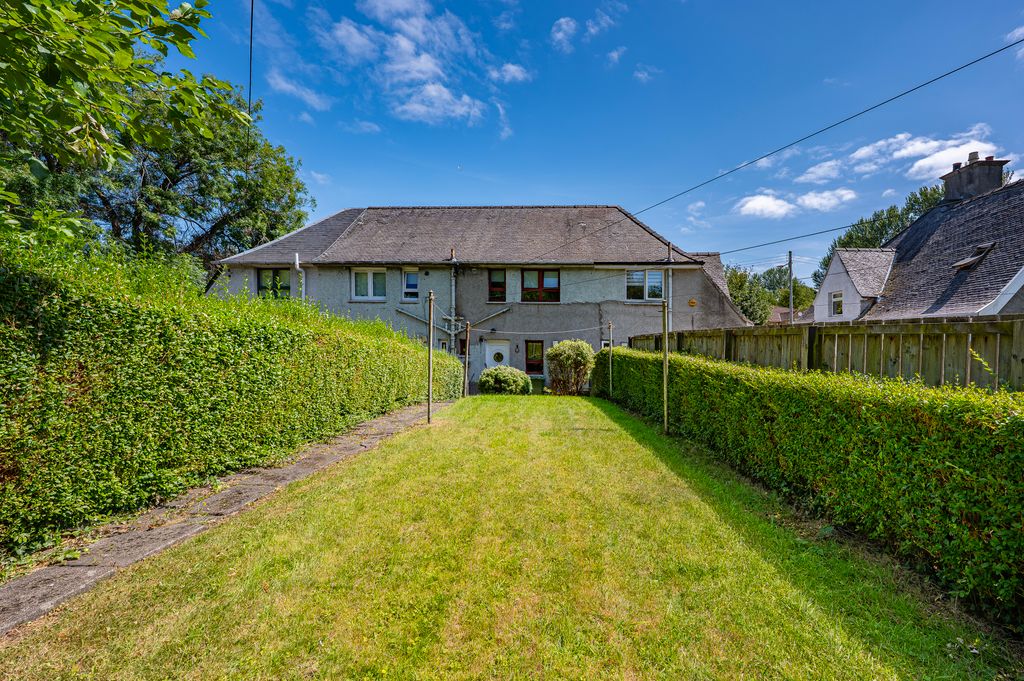 Property photo 2 of 39