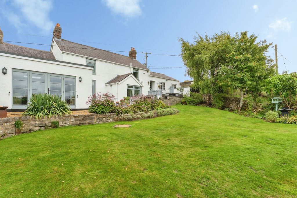 Property photo 1 of 37 Pbox-Img.Jpg