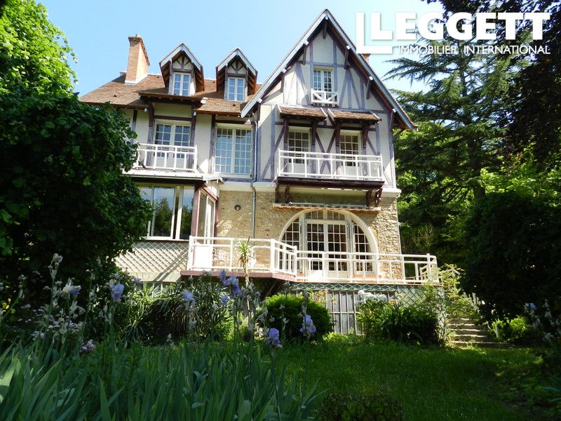 Property photo 1 of 10
